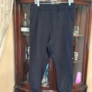 Lululemon black elastic waist joggers size large